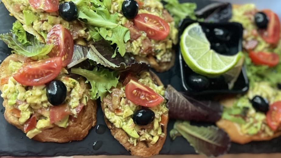 ИТАЛИАНСКИ БРУСКЕТИ